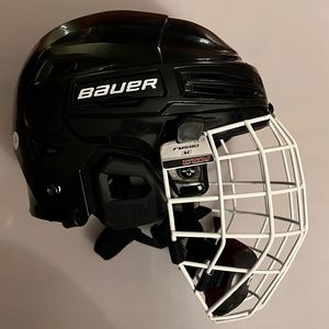 Bauer IMS 5.0 small hockey helmet, CCM FM580 medium cage